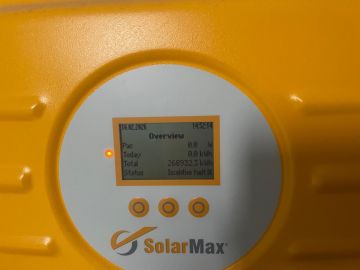 Reparador de paneles solares