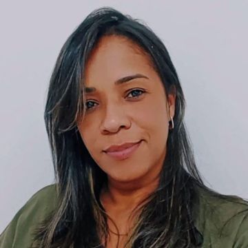 Elaine Araujo - Coimbra - Manicure e Pedicure (para Mulheres)