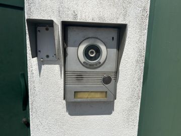 Electricista para la instalación y reparación de porteros automáticos