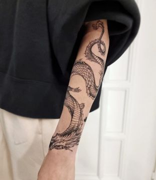 Tattoo Artist