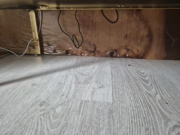 Wände, Trockenbau, und Treppen