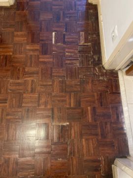 Flooring Specialist