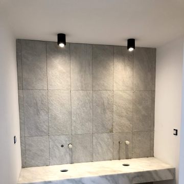 Vitalii - Sintra - Remodelação de Sótão