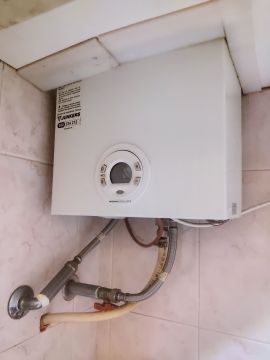 Tankless Water Heater Repair Specialist
