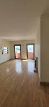 Técnico de Pisos em Madeira - Casa