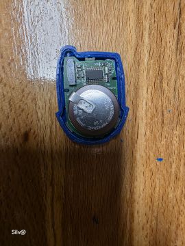 Especialista de Reparação de Chaves de Automóveis e Comandos