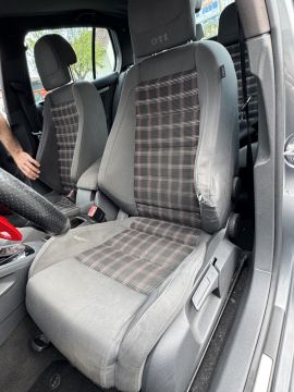 Car Upholsterer