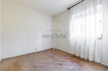 Técnico de Pisos em Madeira - Casa