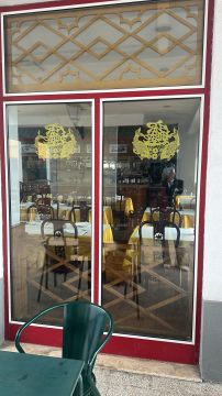 Glazier