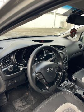 Car Upholsterer