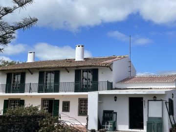 Techador para la instalación o reemplazo de tejados