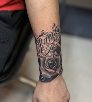 Tatuador