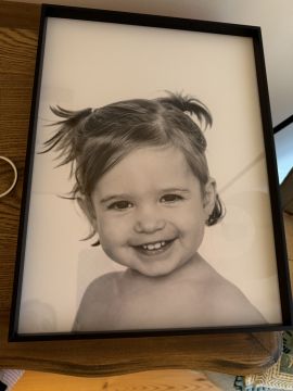 Picture Hanging and Art Installation - Decorators
