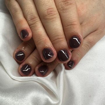 Márcia Tavares - Lisboa - Manicure and pedicure (for women)
