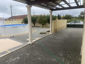 Pools, Whirlpools und Sauna