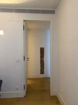 Heben und Bewegen schwerer Möbel