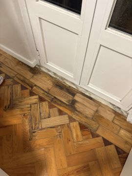 Flooring Specialist