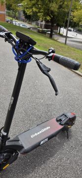 Reparación de patinete eléctrico