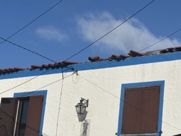 Roof Installation Professional