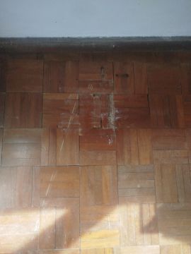 Técnico de Pisos em Madeira