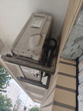 Técnico de Reparação de Ar Condicionado