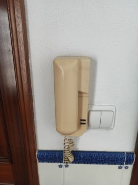 Instalação e Reparação de Intercomunicadores
