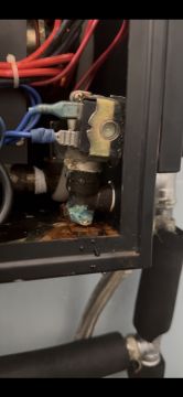 Técnico (Reparação de Saunas)