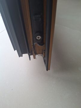 Cerrajero para reparación de puertas