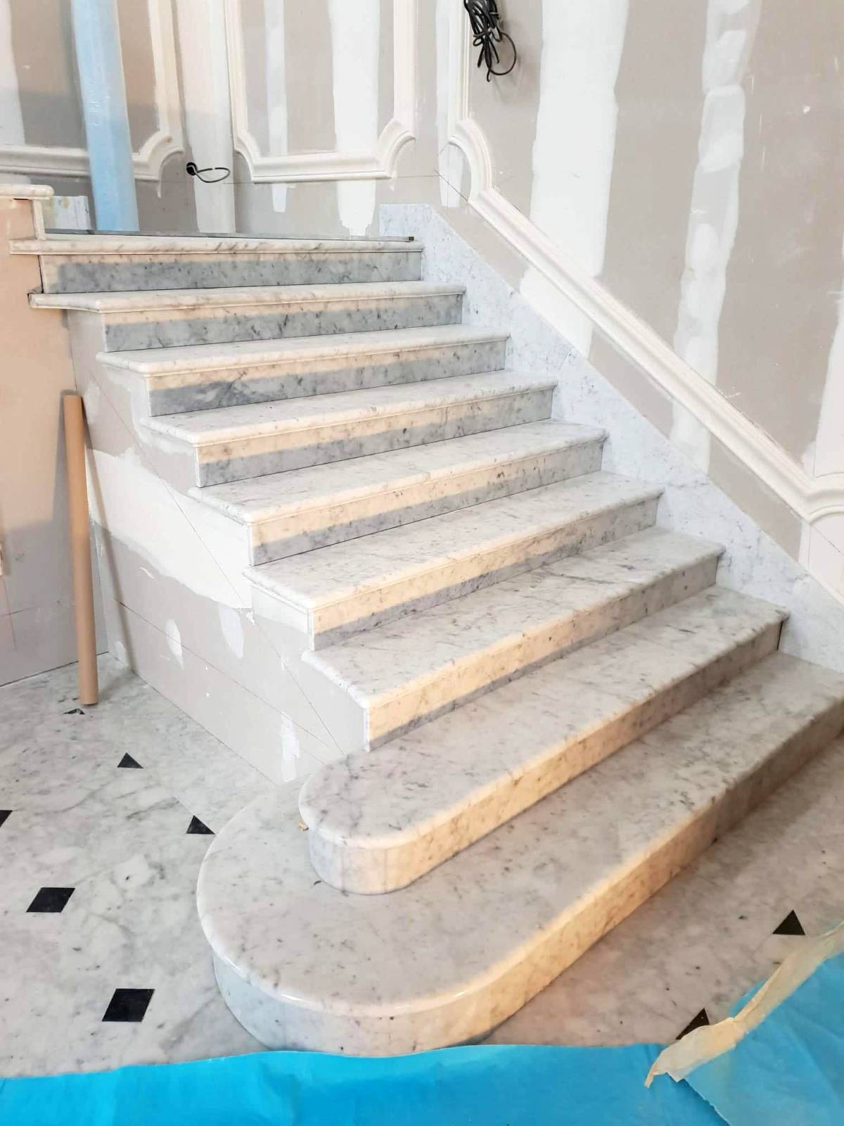 FORMAS E NORMAS, Lda. - Amadora - Dachbau oder -austausch