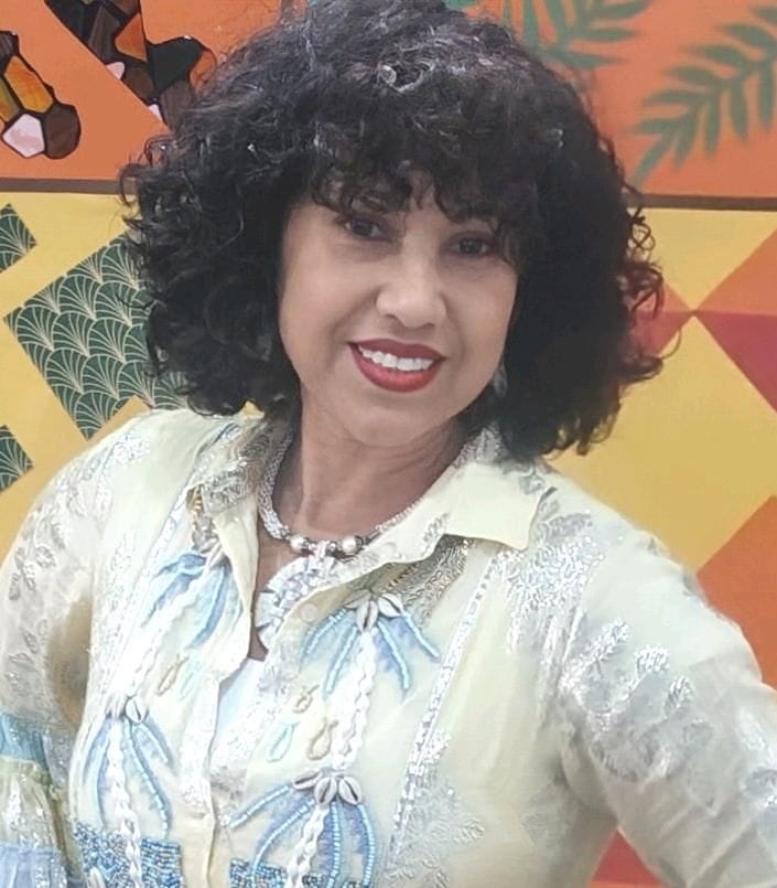 kenia  Cristina da Silva Bento - Maia - Nettoyage de stores