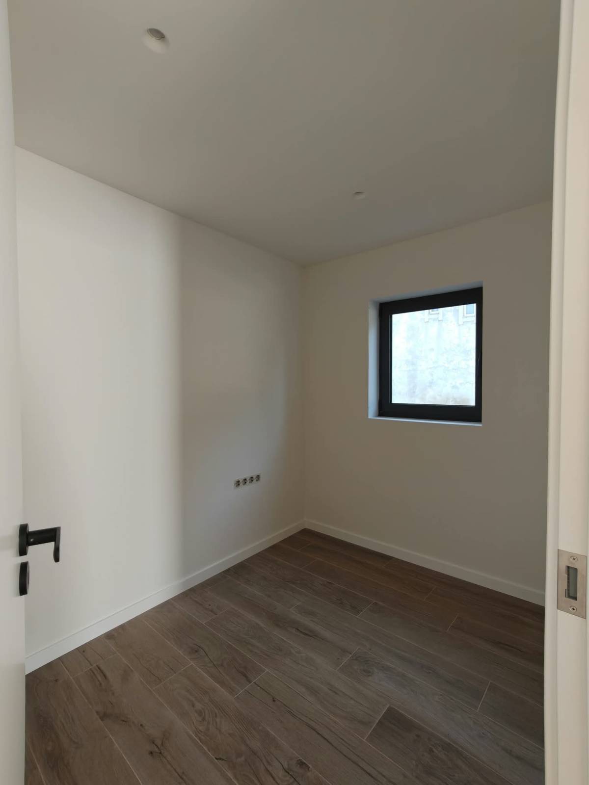 Kolli Obras  Remodelação & Interiores - Póvoa de Varzim - Construção de Parede Interior