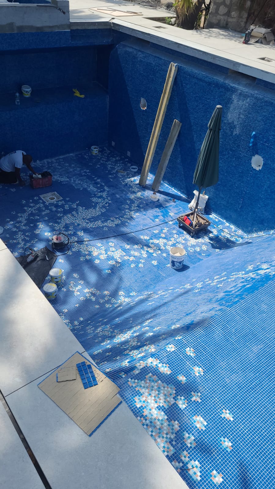 FORMAS E NORMAS, Lda. - Amadora - Dachdecken