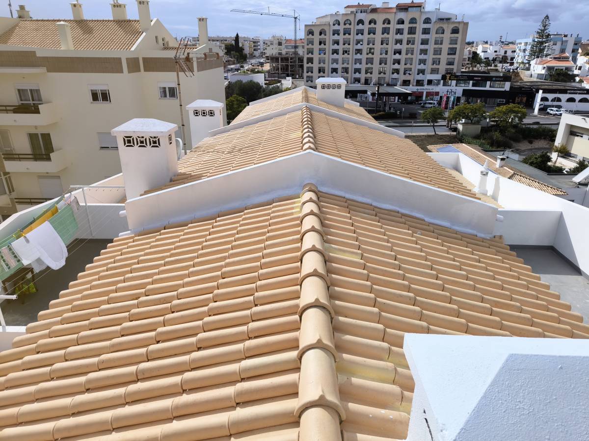 NX-SERVICE - Portimão - Roof Cleaning