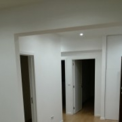 Mudança & Renovação Un.Lda - Vila Nova de Gaia - Stone or Tile Flooring Installation