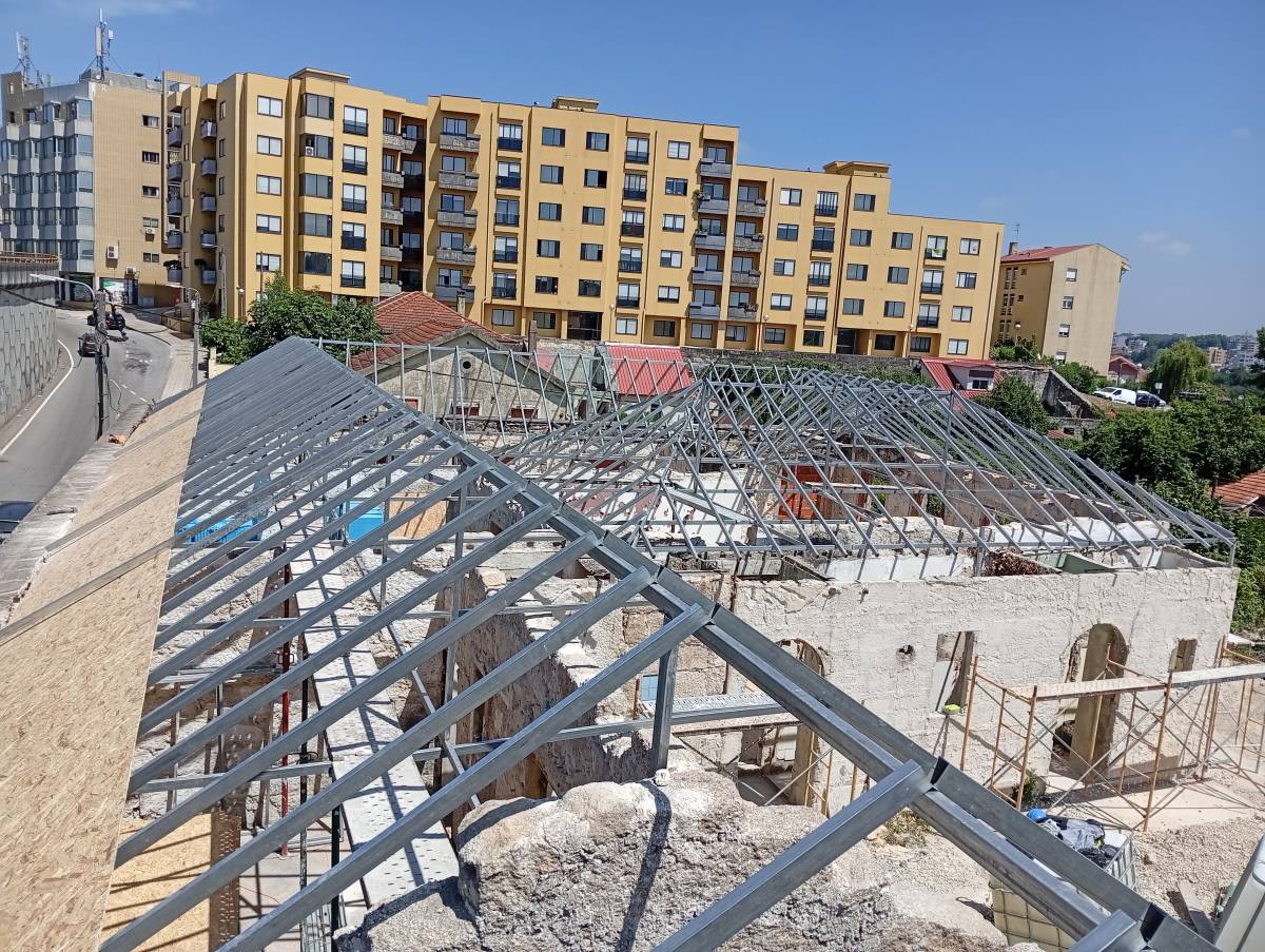 CONSTRUMETAL - Valongo - Installation de tonnelle