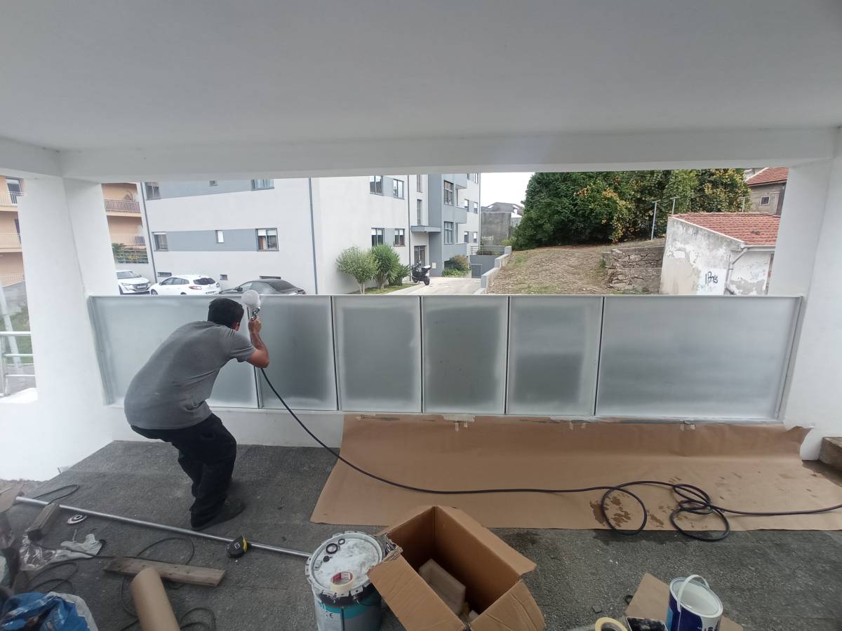 Ivan - Gondomar - Limpeza de Telhado