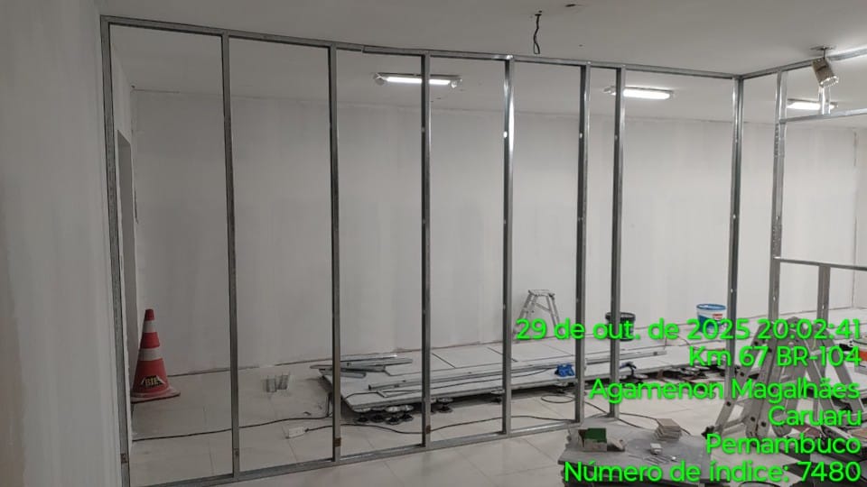 Fábio Santana - Grândola - Instalación de interruptores y enchufes