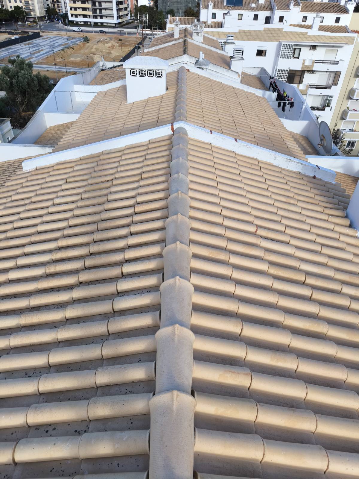 NX-SERVICE - Portimão - Roof Installation or Replacement