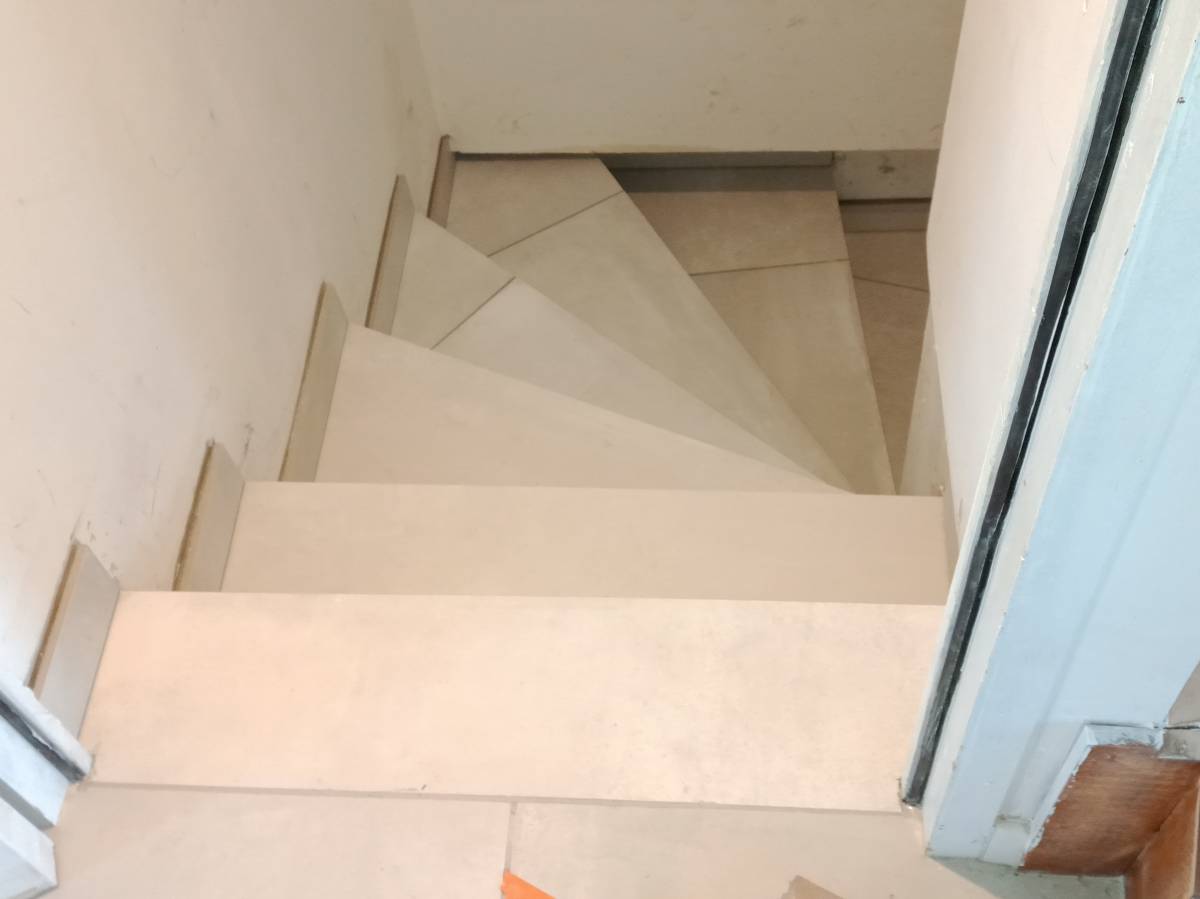 FORMAS E NORMAS, Lda. - Amadora - Bodenfliesen verlegen