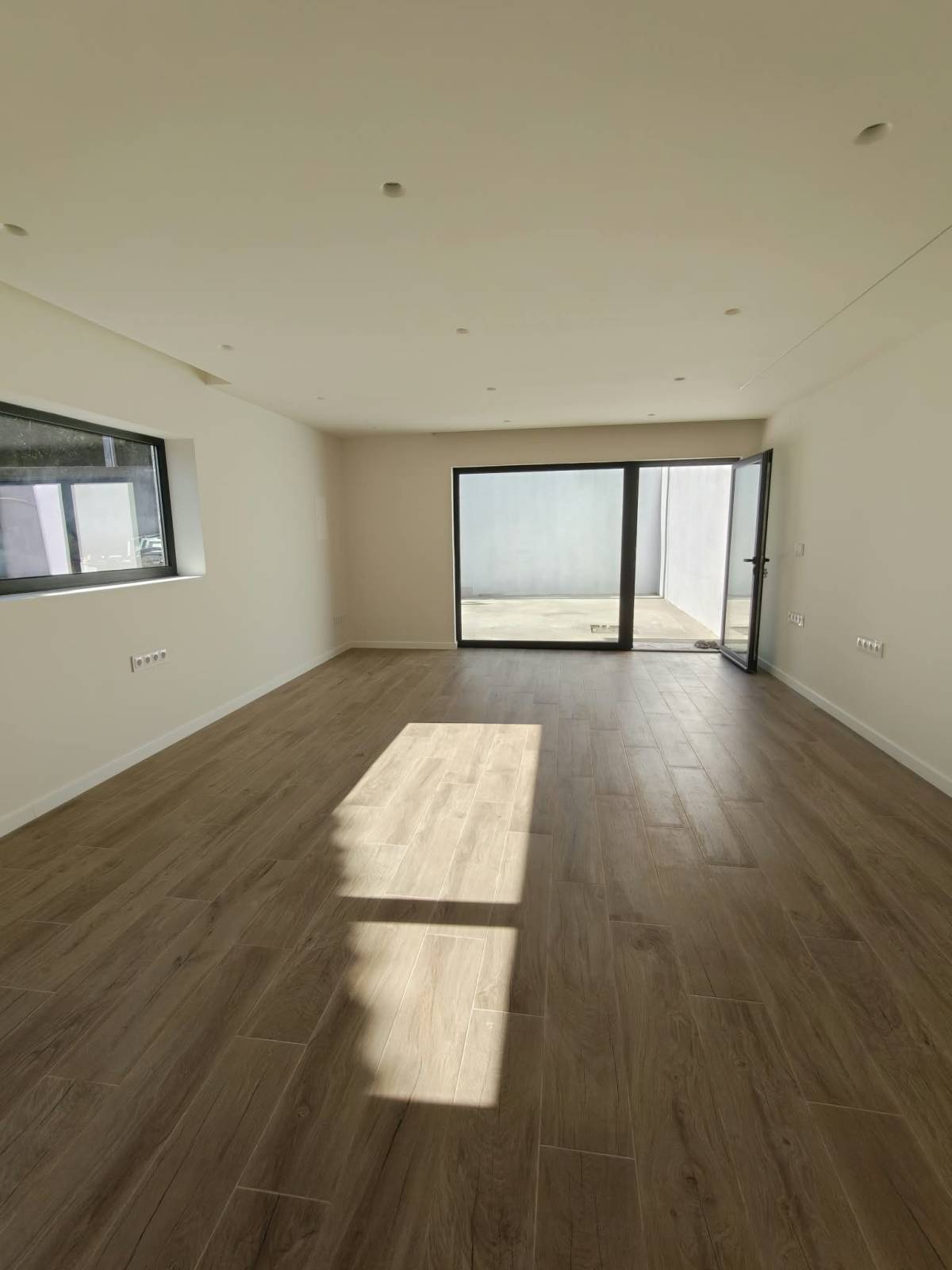 Kolli Obras  Remodelação & Interiores - Póvoa de Varzim - Pintura Exterior