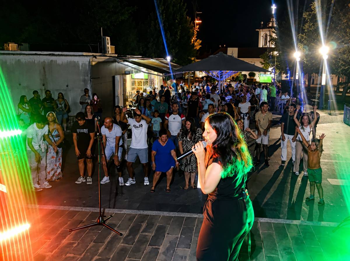Mariana Maia Música - Amares - Entretenimento de Música