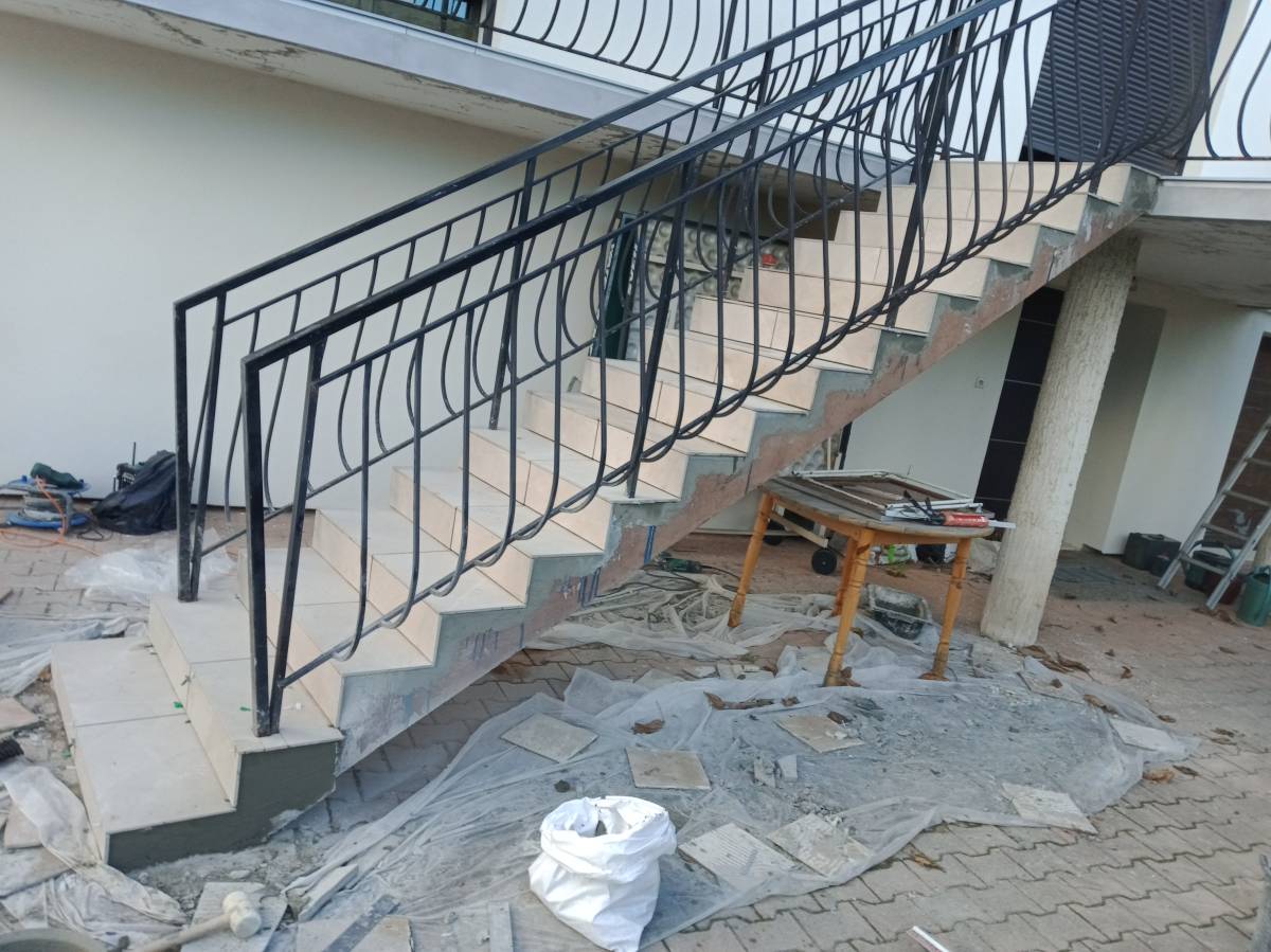 FORMAS E NORMAS, Lda. - Amadora - Fußboden