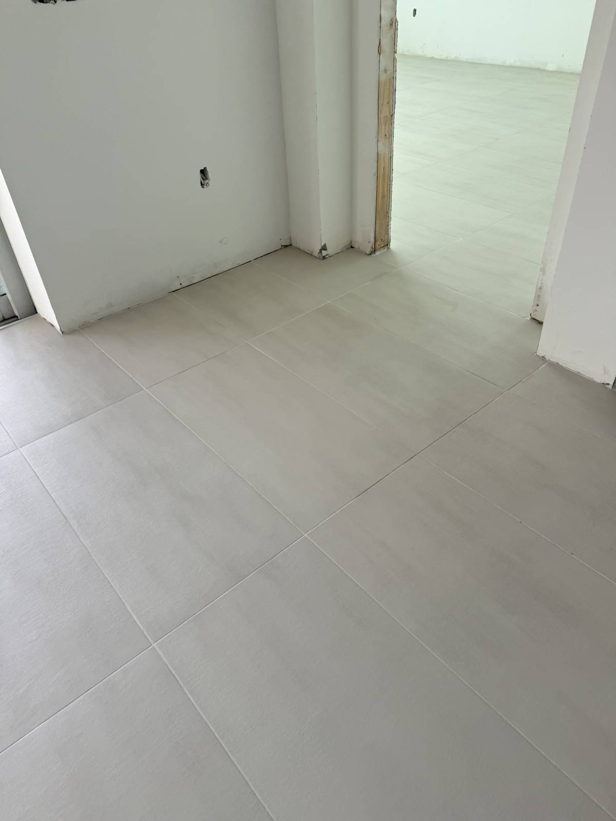 Augusto Alves - Vale de Cambra - Revestimento de Casa de Banho