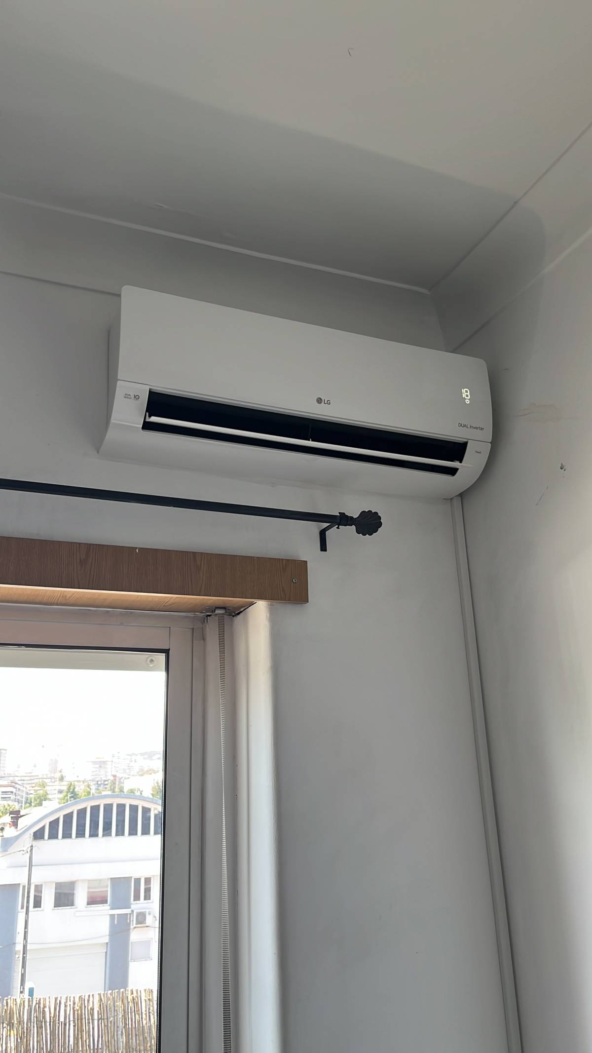 NEXUS climatização - Sintra - Einbau von Lüftungsrohren