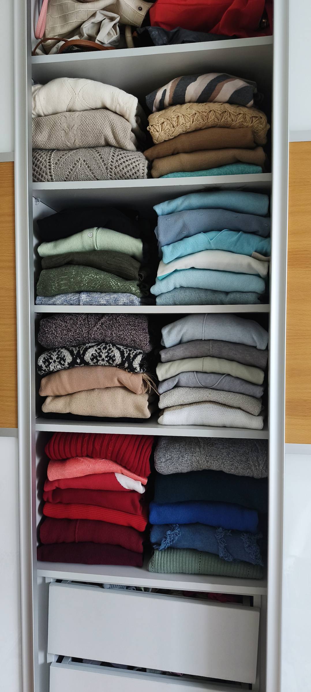 Mara Di Martini - Seixal - Empregada Doméstica