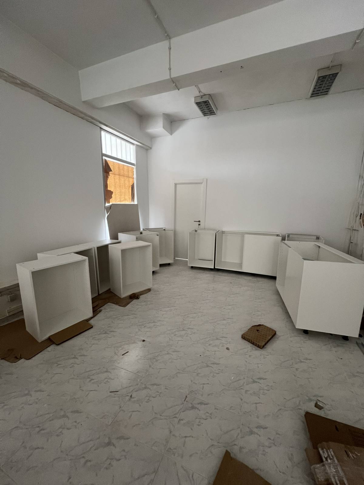 TELLES PINTURAS - Setúbal - Montagem de Mesa de Bilhar