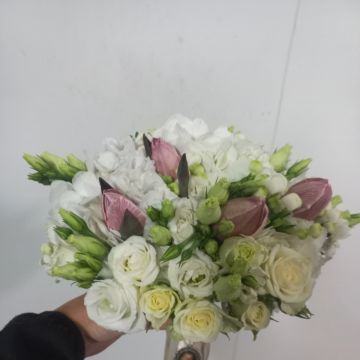 Cristina Salvador - Maia - Event Florist