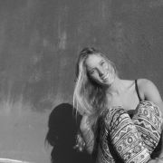 Inês Mira - Oeiras - Yoga Lessons