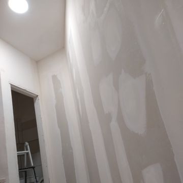 NX-SERVICE - Portimão - Door Installation