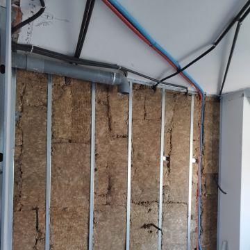 REFCON CONSTRUÇÕES E REFORMAS LDA - Monção - Reparação de Cortinas e Cortinados